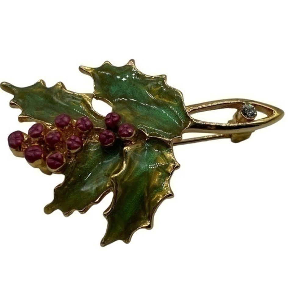 Vintage Holly Christmas Brooch